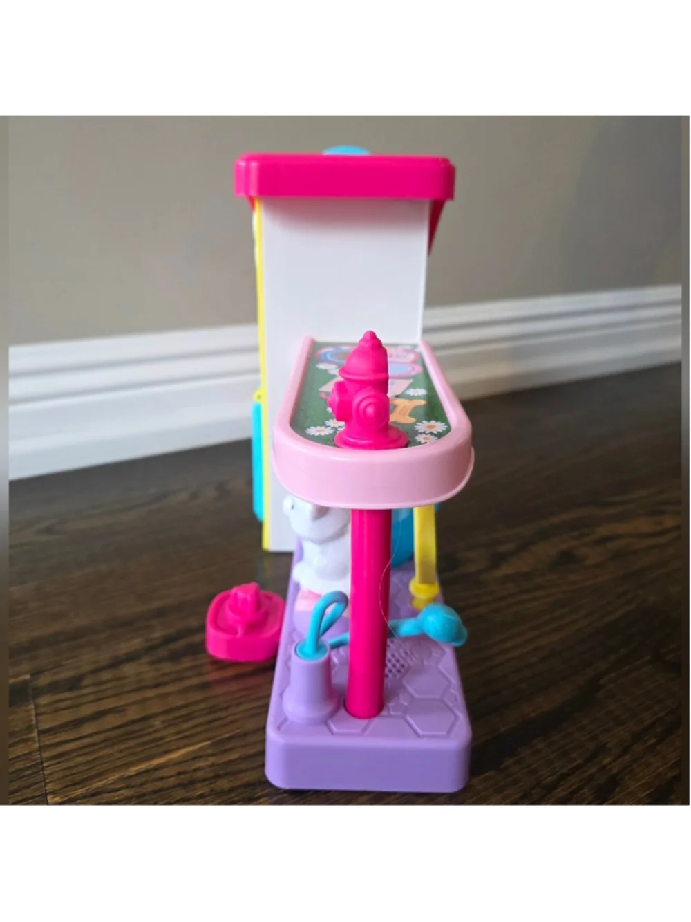 Fisher-Price Little People Barbie Pet Grooming Salon Playset w/Figure & Dog Bath